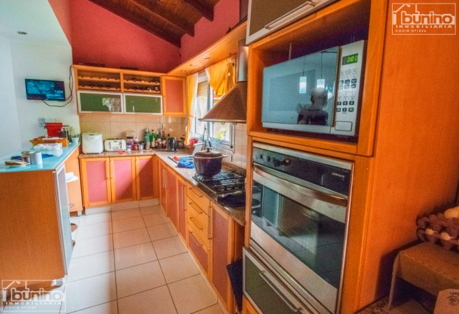 Casa en venta en Funes - 4 Dormitorios