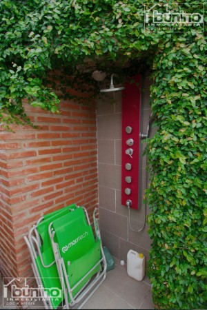 Casa en venta en Funes - 4 Dormitorios