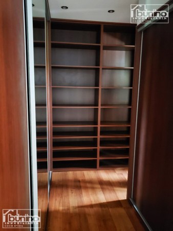 Casa en venta en Funes - 4 Dormitorios