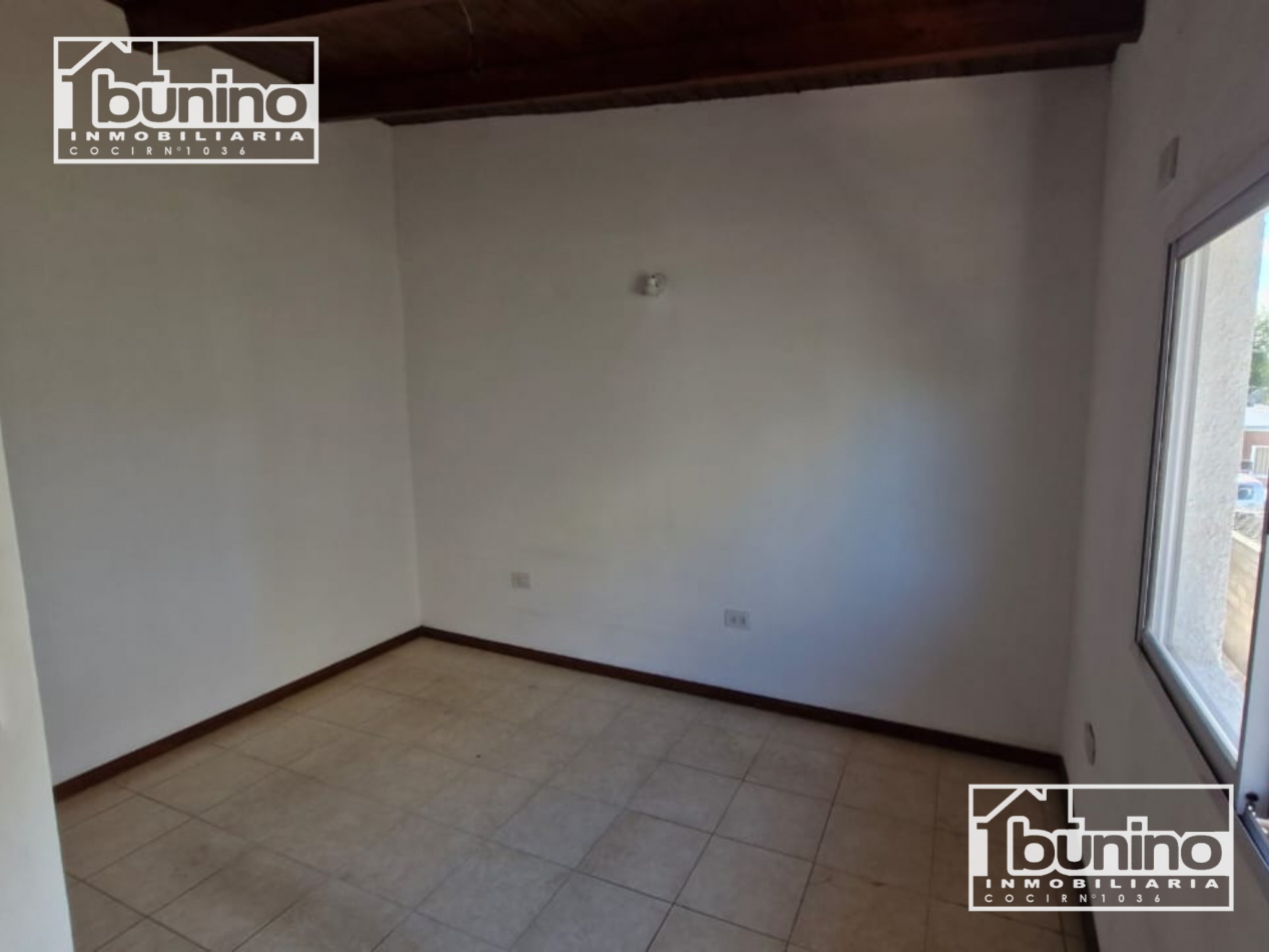 Duplex en ALQUILER PERMANENTE en Ibarlucea - 2 dormitorios