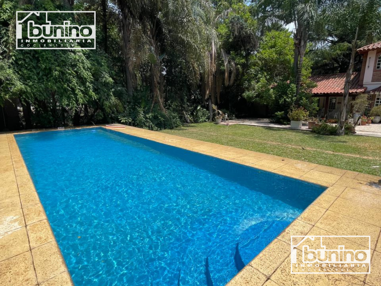 Alquiler Temporario Casa 4 Dormitorios, 4 Baños, Galeria, Pileta y Cochera - ROLDAN