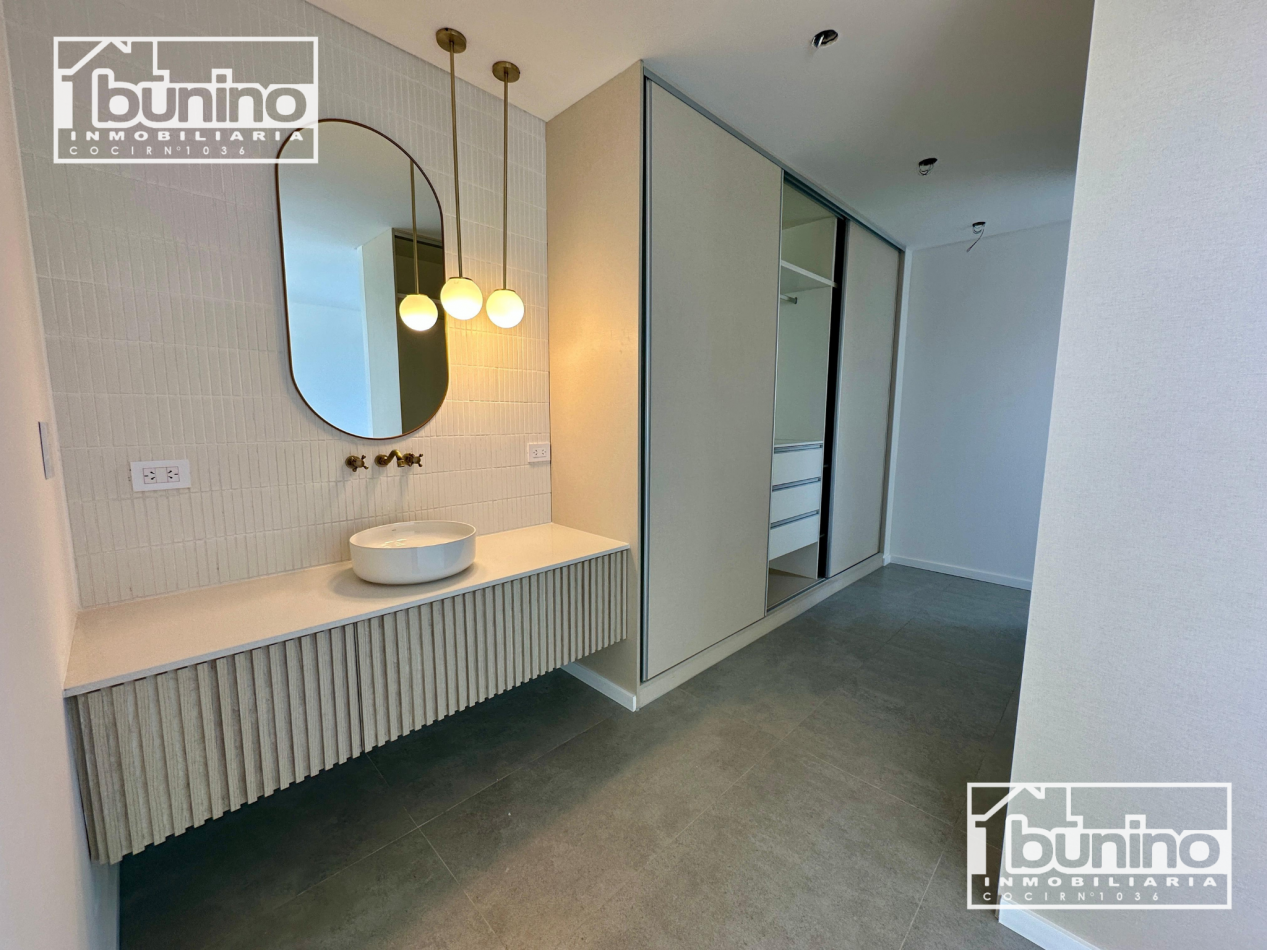 Casa en Cadaques de 3 dormitorios - Funes Hills