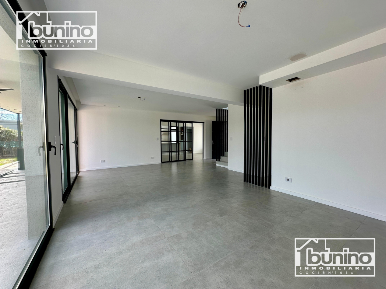 Casa en Cadaques de 3 dormitorios - Funes Hills