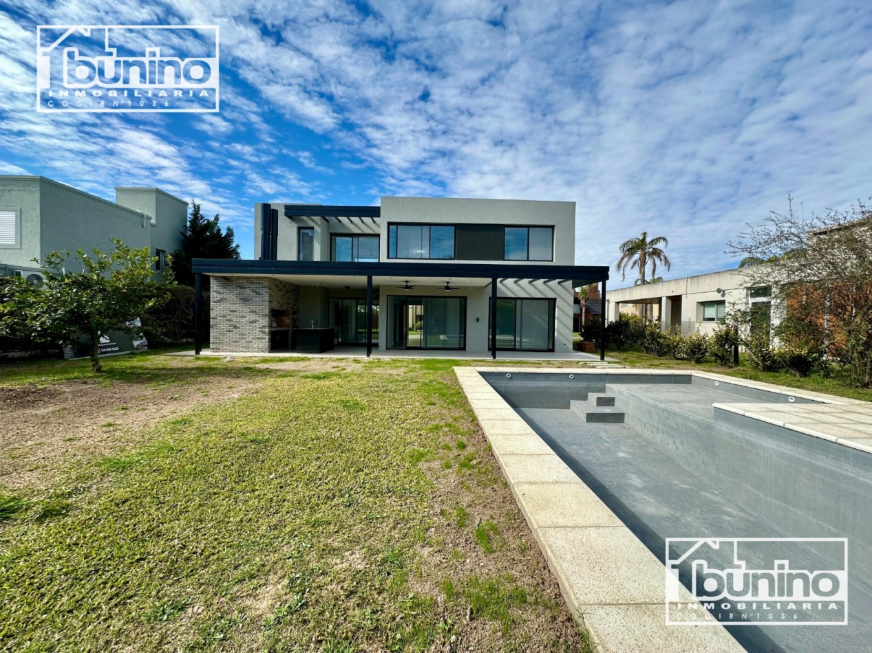 Casa en Cadaques de 3 dormitorios - Funes Hills