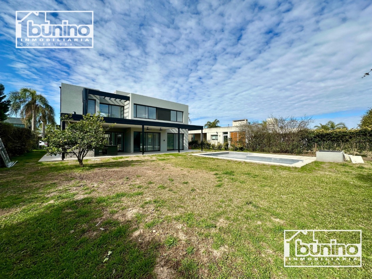 Casa en Cadaques de 3 dormitorios - Funes Hills