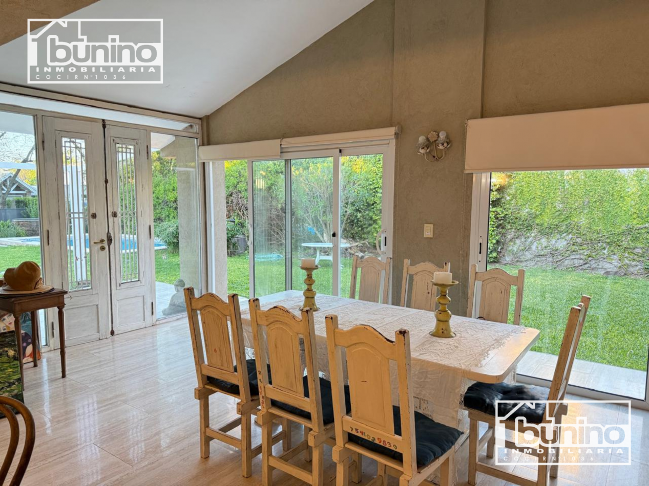 Casa en alquiler temporario en Funes - 3 Dormitorios