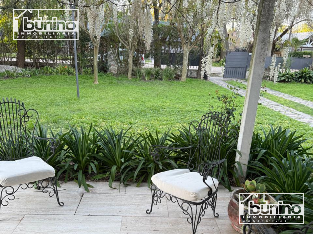 Casa en alquiler temporario en Funes - 3 Dormitorios