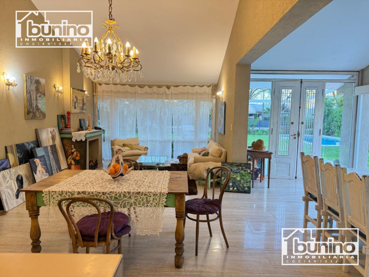 Casa en alquiler temporario en Funes - 3 Dormitorios