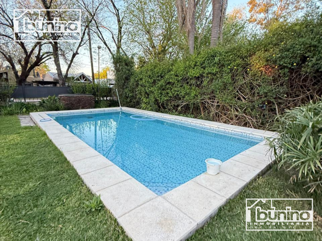 Casa en alquiler temporario en Funes - 3 Dormitorios