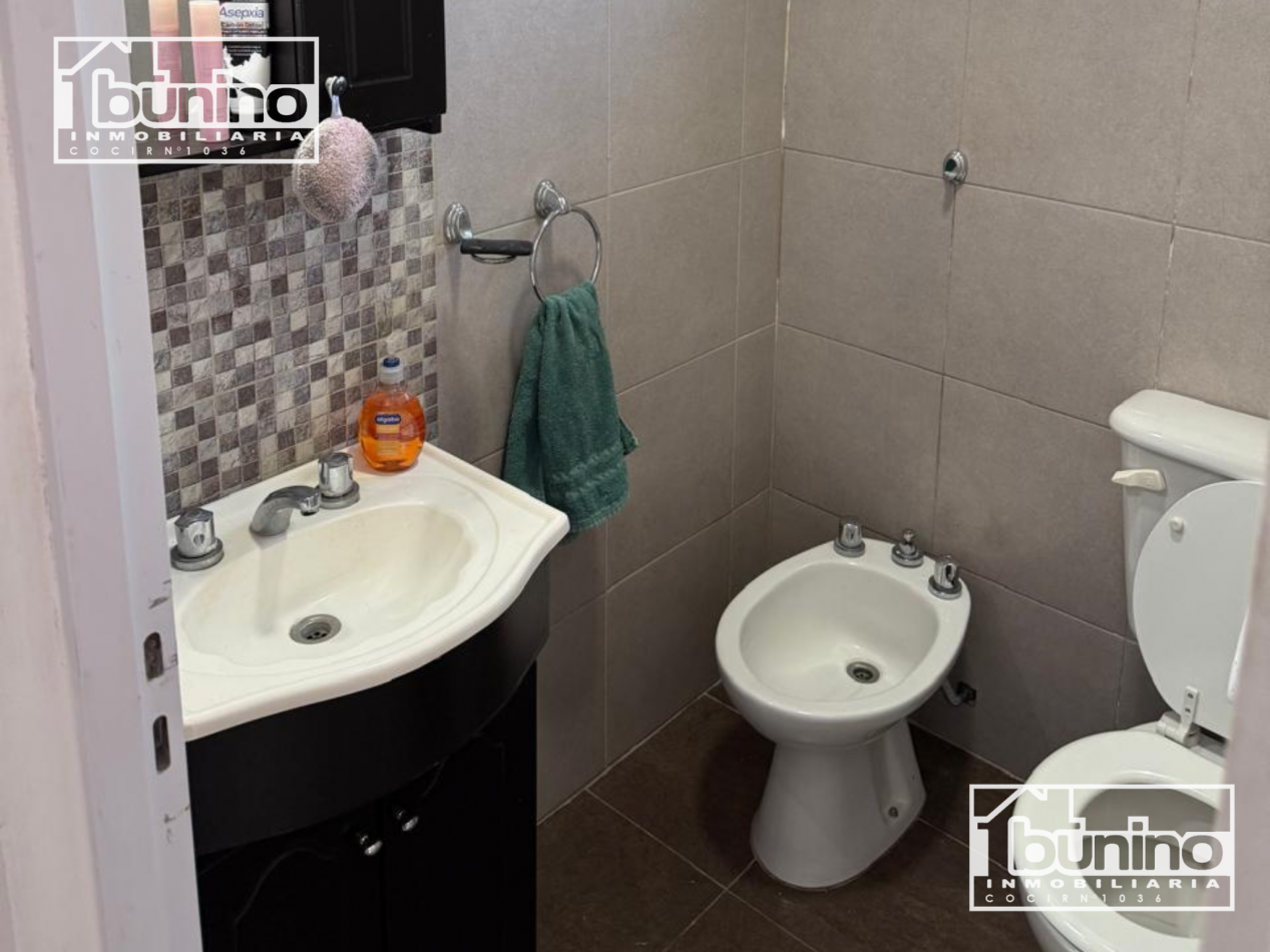 Casa en venta APTA CREDITO en Funes - 4 Dormitorios