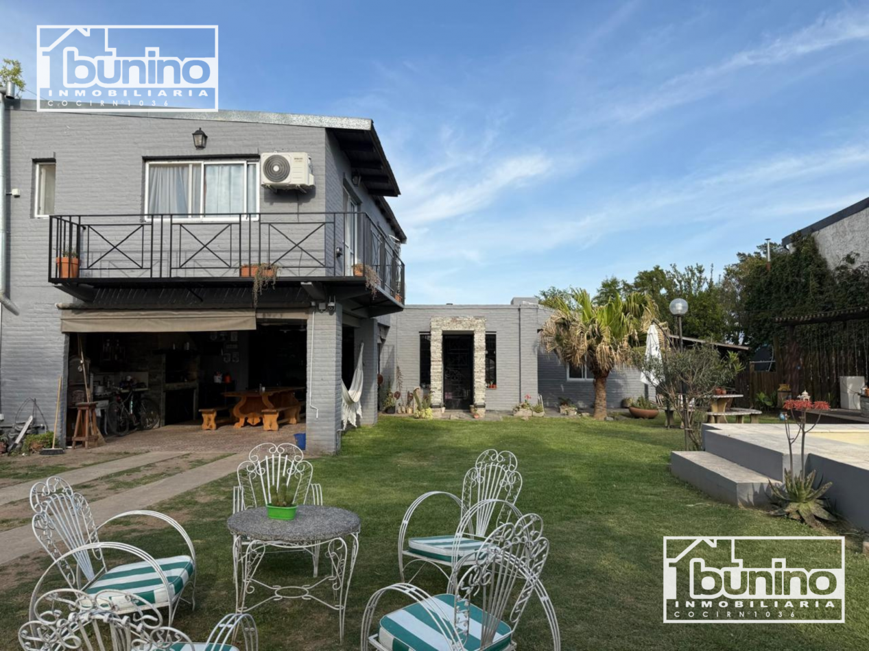 Casa en venta APTA CREDITO en Funes - 4 Dormitorios