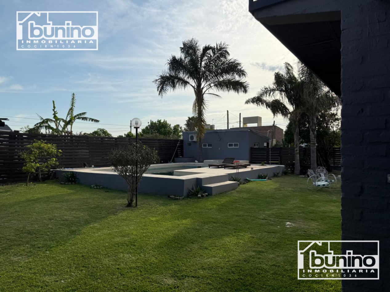 Casa en venta APTA CREDITO en Funes - 4 Dormitorios