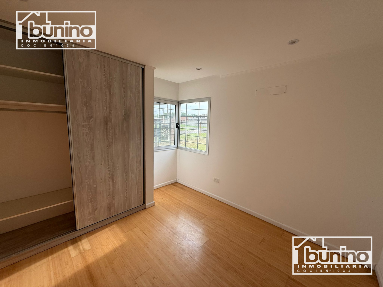 Casa en venta en Ibarlucea, 2 dorm. - APTA CREDITO, A ESTRENAR 