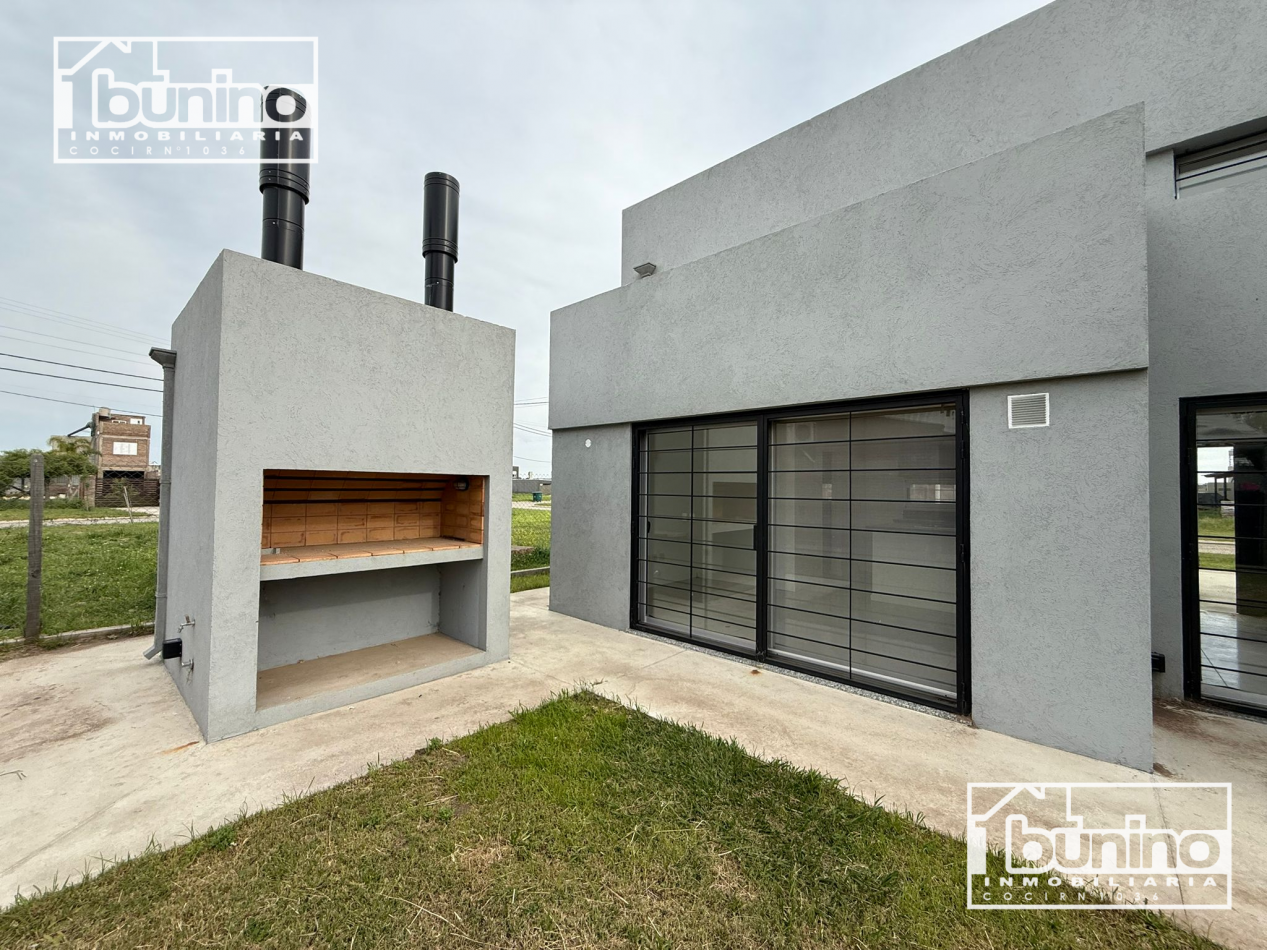 Casa en venta en Ibarlucea, 2 dorm. - APTA CREDITO, A ESTRENAR 