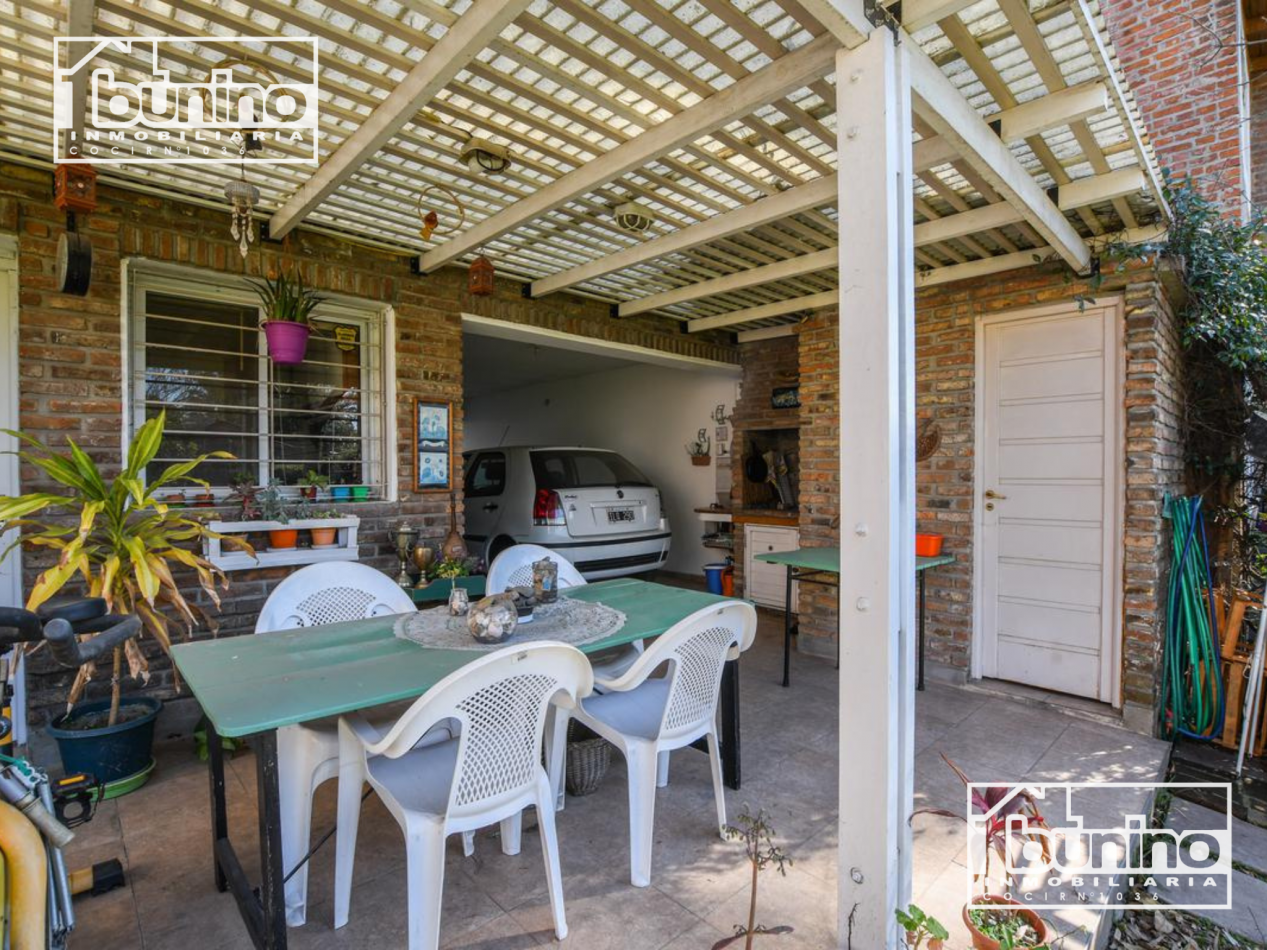 Casa en venta en Rosario, Fisherton - 3 Dormitorios