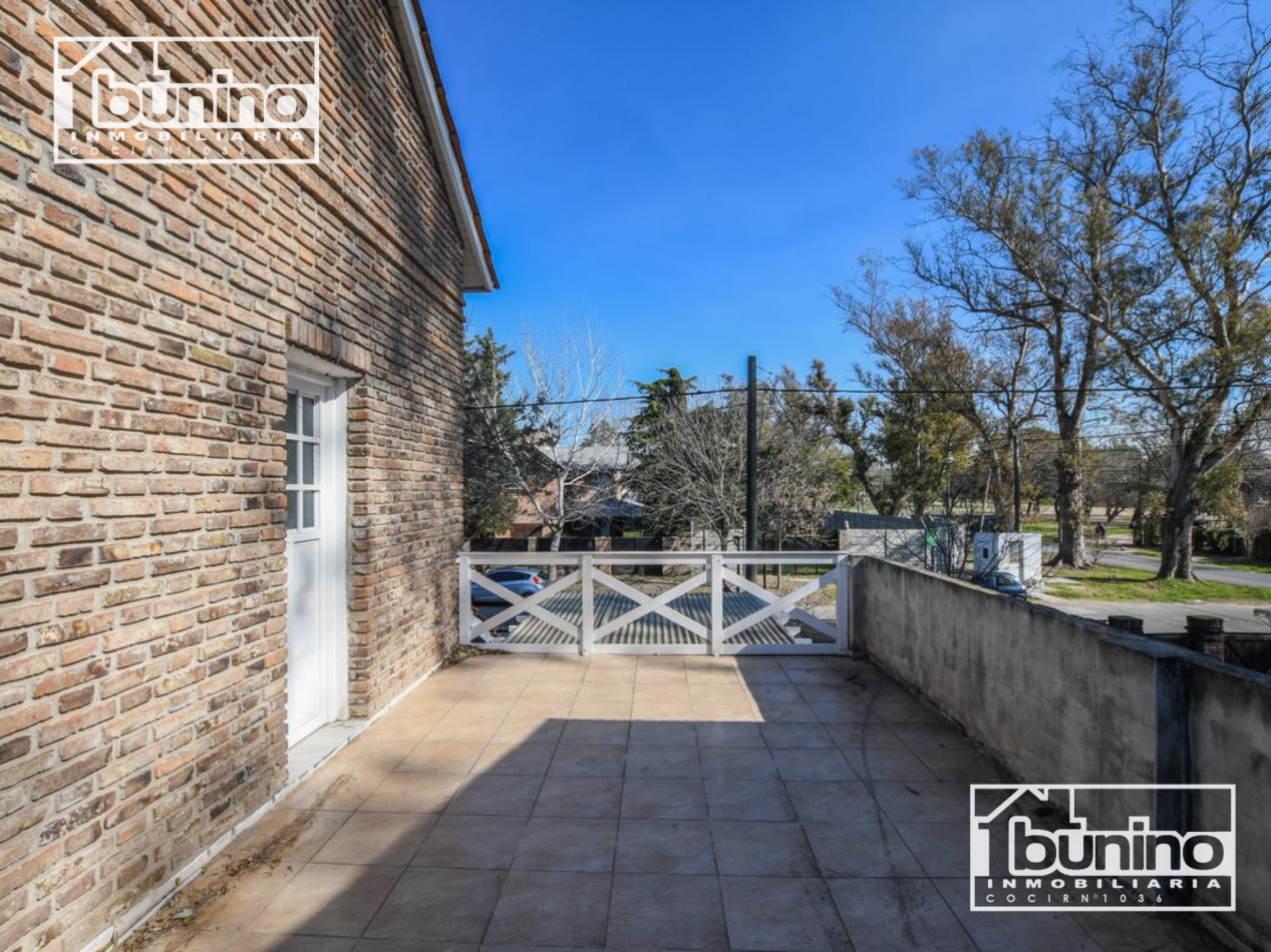 Casa en venta en Rosario, Fisherton - 3 Dormitorios