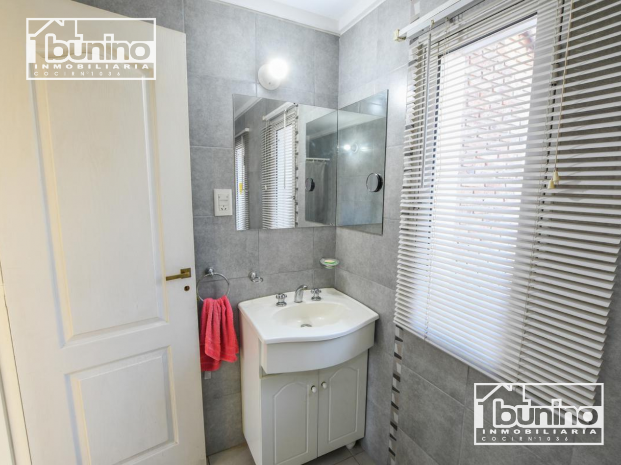 Casa en venta en Rosario, Fisherton - 3 Dormitorios