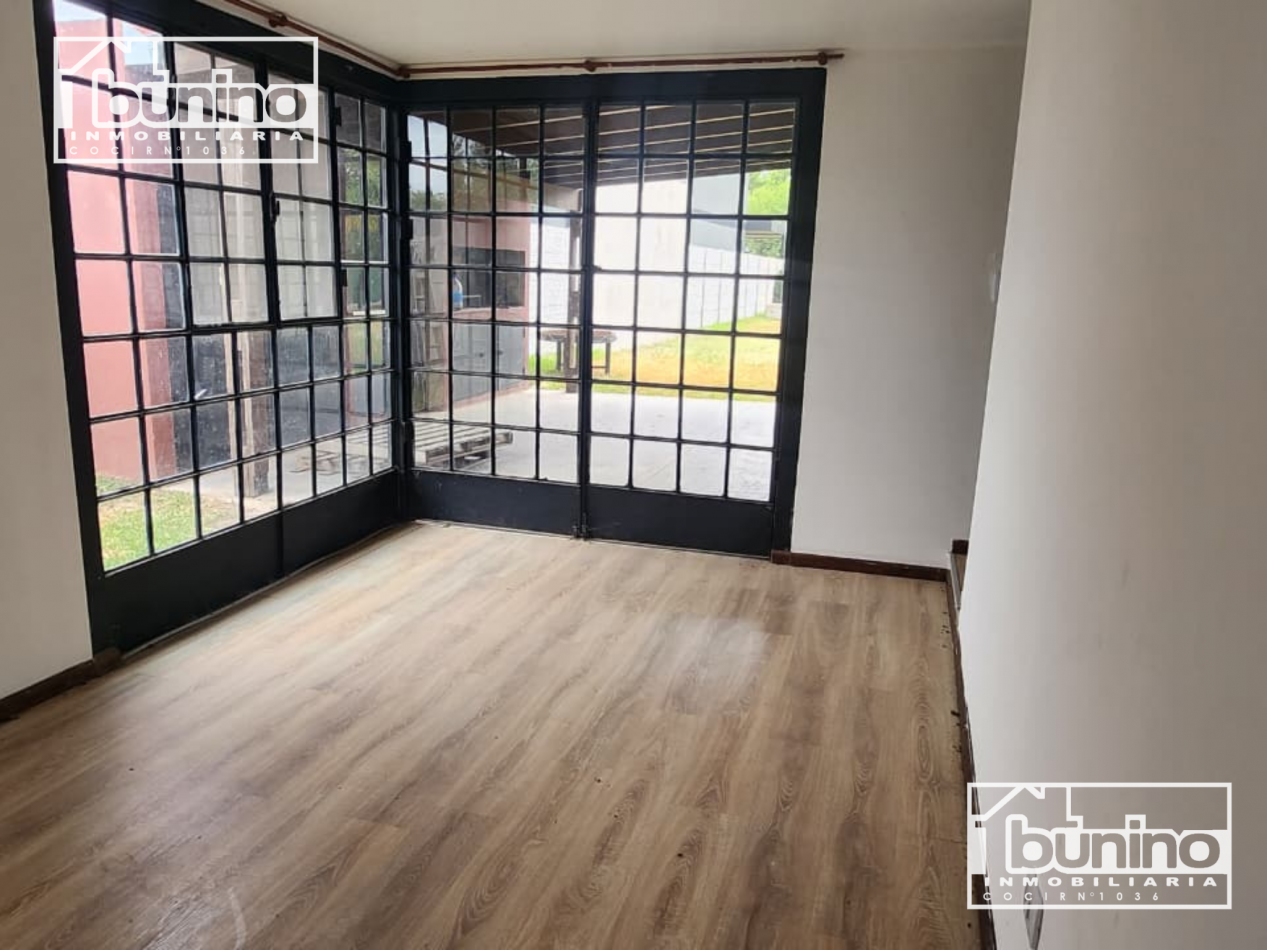 Casa en venta de 2 dormitorios - Barrio Las Tardes, Roldan