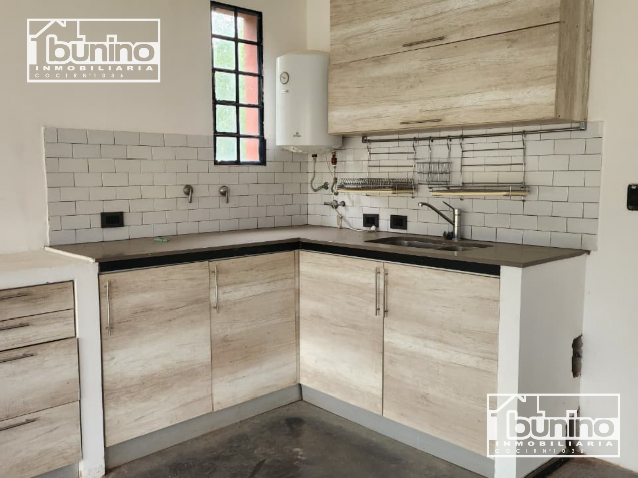 Casa en venta de 2 dormitorios - Barrio Las Tardes, Roldan