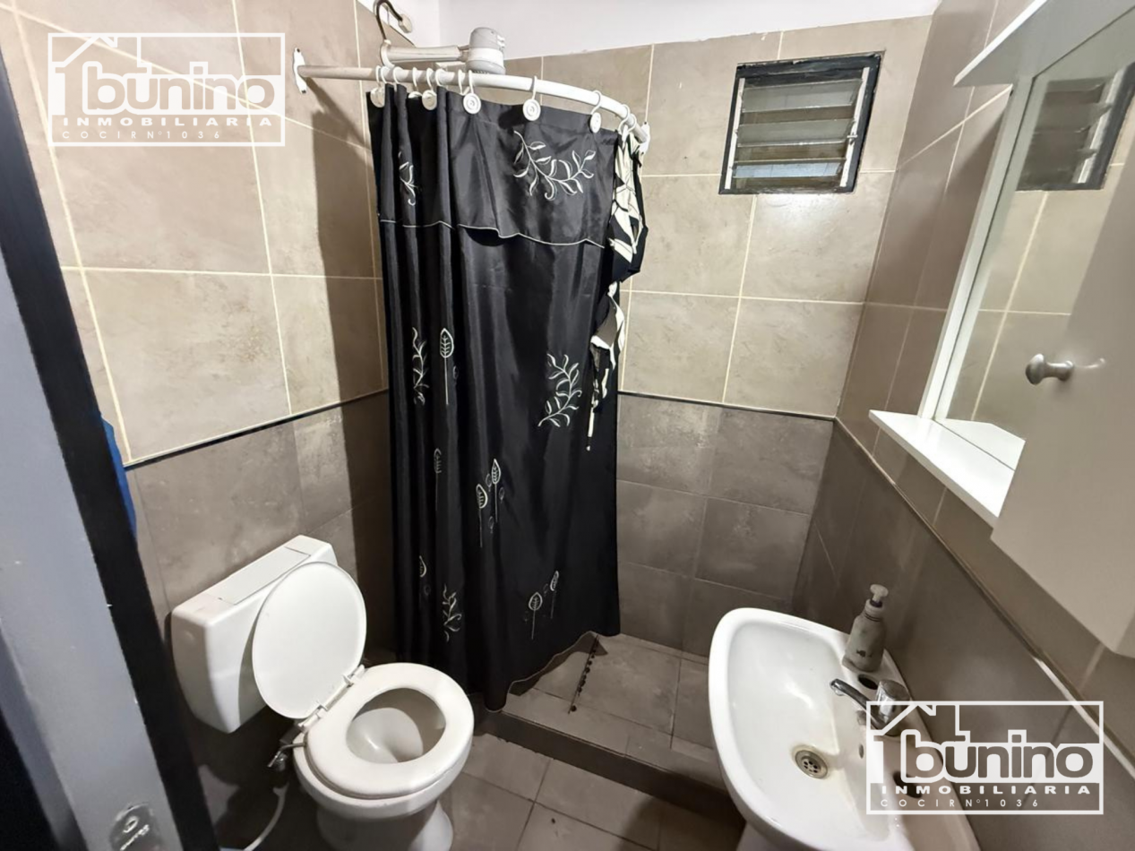 Casa en venta en Ibarlucea - 2 Dormitorios