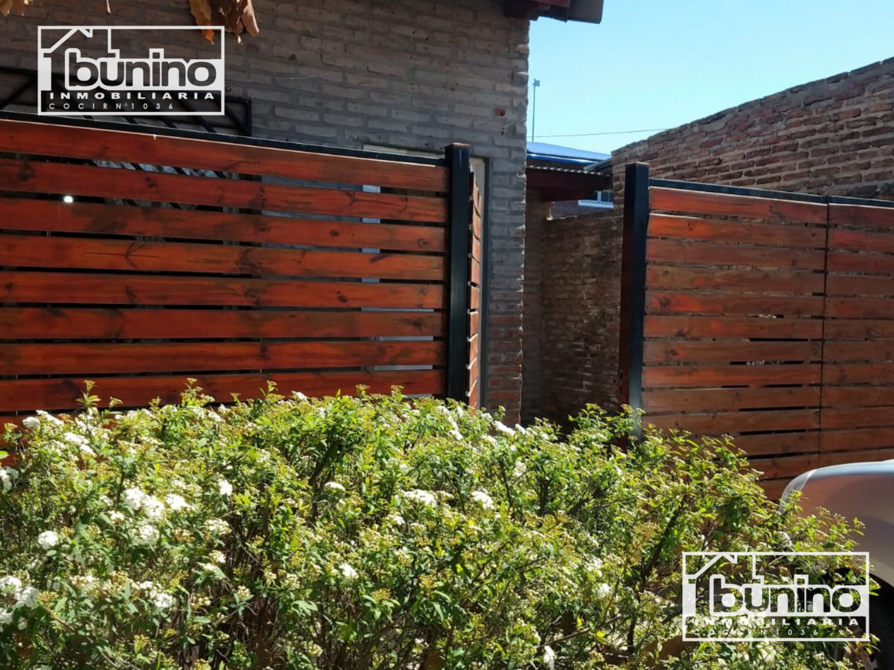 Casa en alquiler en Ibarlucea - 1 Dormitorio mas comodin