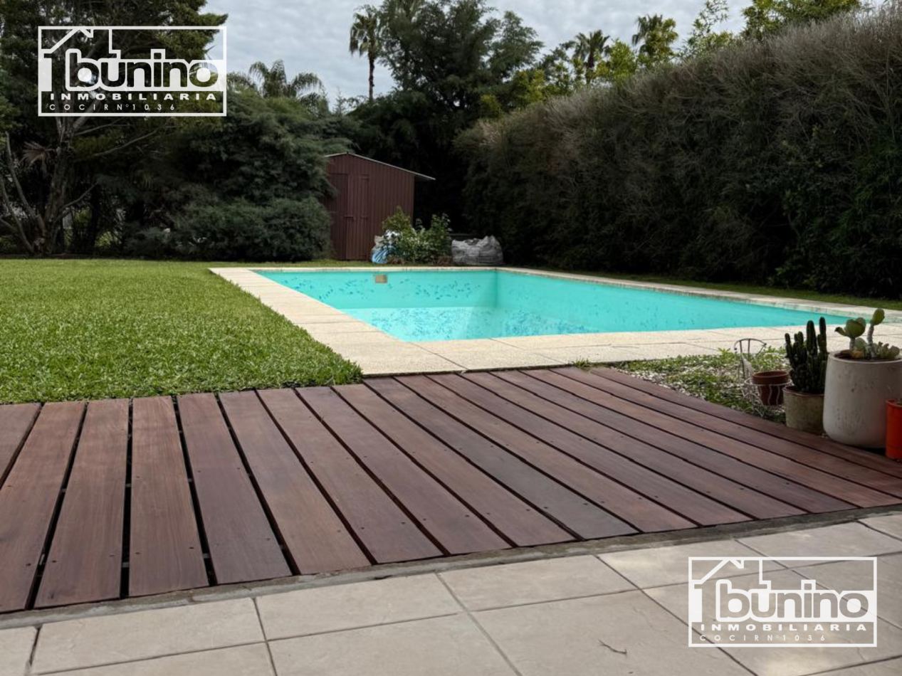 Alquiler permanente en Funes Hills, San Marino - 3 Dormitorios