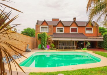 Casa en venta en Funes - 4 Dormitorios