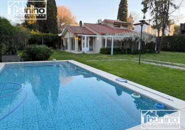 Casa en alquiler temporario en Funes - 3 Dormitorios