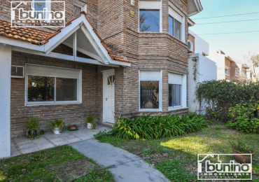 Casa en venta en Rosario, Fisherton - 3 Dormitorios